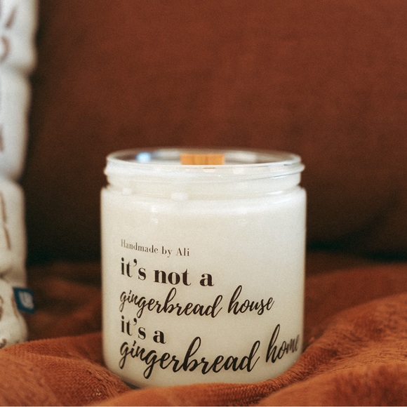 Gingerbread - Handmade 100% Pure Soy Wax Wood-Wicked Candle - Picture 5 of 6